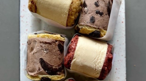 62ec2bb850b5d_galatti