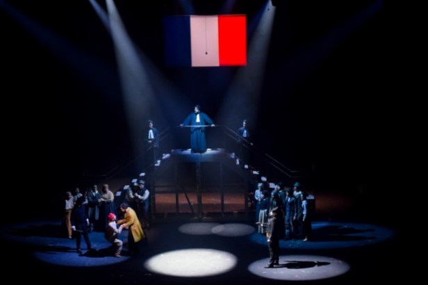 642b2387926df_miserables34