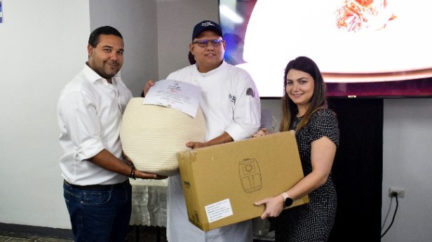 644be400efd39_giralda23